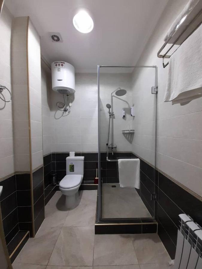 Nomad Hotel Bishkek Halal Luaran gambar