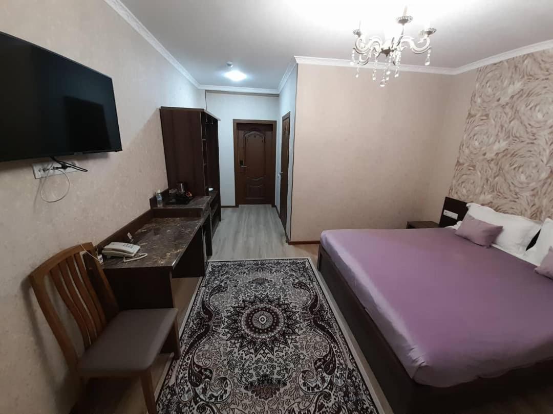 Nomad Hotel Bishkek Halal Luaran gambar